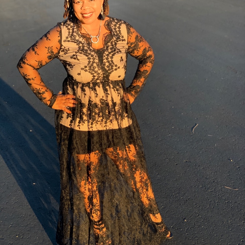 L - Lace Maxi Dress